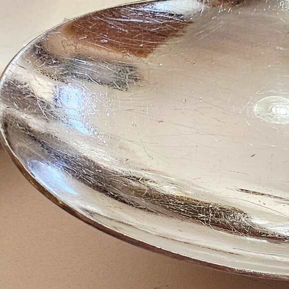 4 Oneida Deluxe Mozart Soup Spoons scalloped edge baroque scrolls 80s vtg stainl - Picture 6 of 10